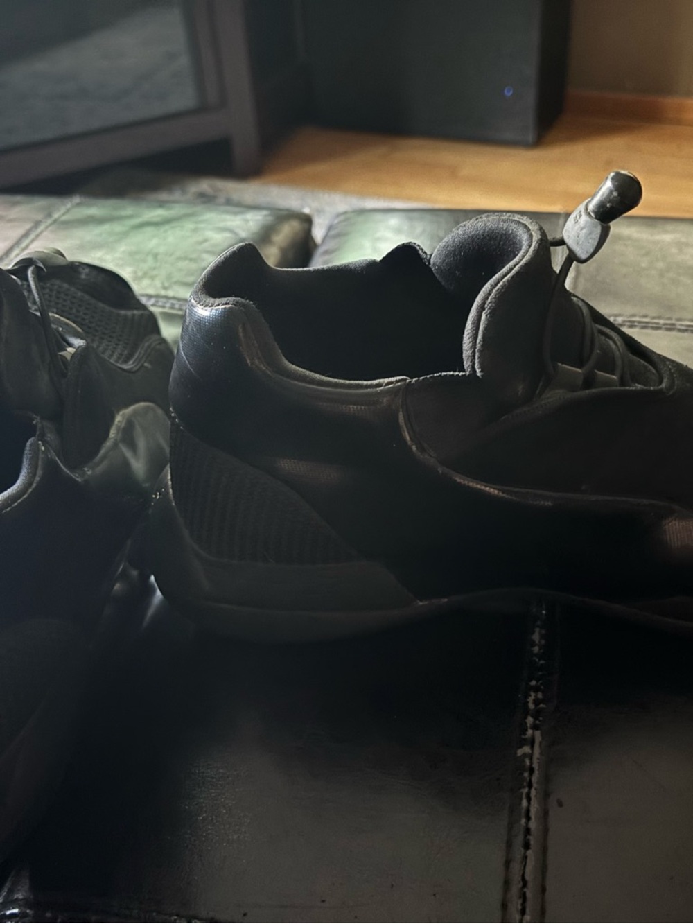 Nike Men's Black Low-Top Athletic Sneakers